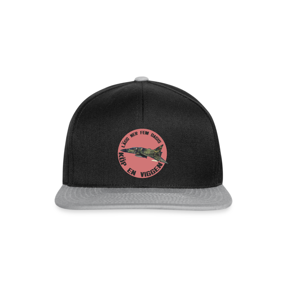 Lägg ner fem dagis - köp en Viggen (Snapbackkeps-edition) - svart/grå