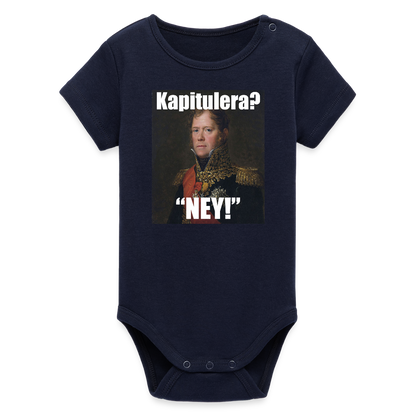 Kapitulera? Ney! (ekologisk kortärmad babybody-edition) - marinblått